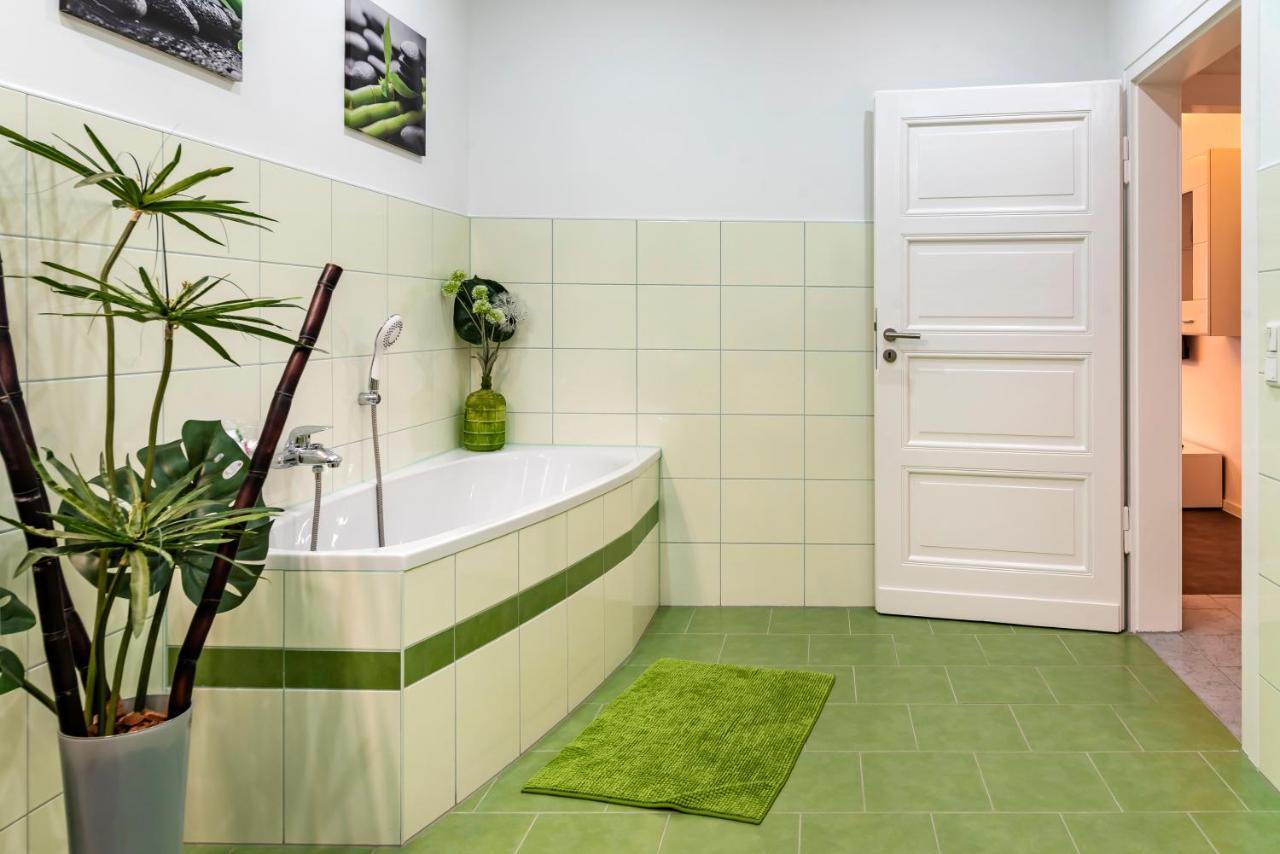 Komfortable Ferienwohnung In Halle Halle  المظهر الخارجي الصورة